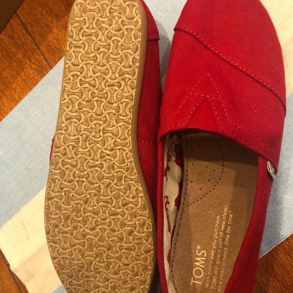 Toms (Red Canvas) - Picture 4 of 6